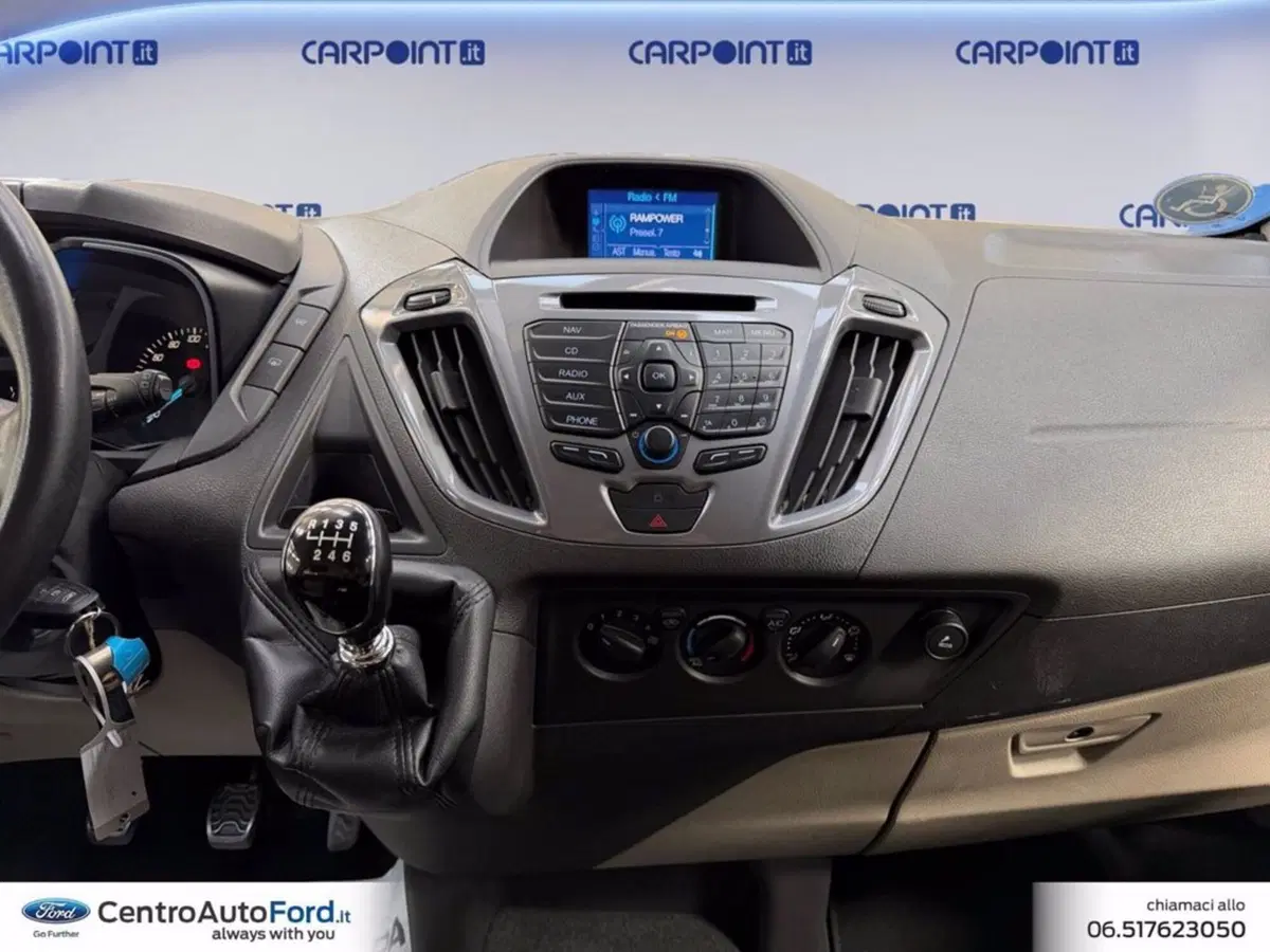 Ford Tourneo Custom usata a Roma (11)