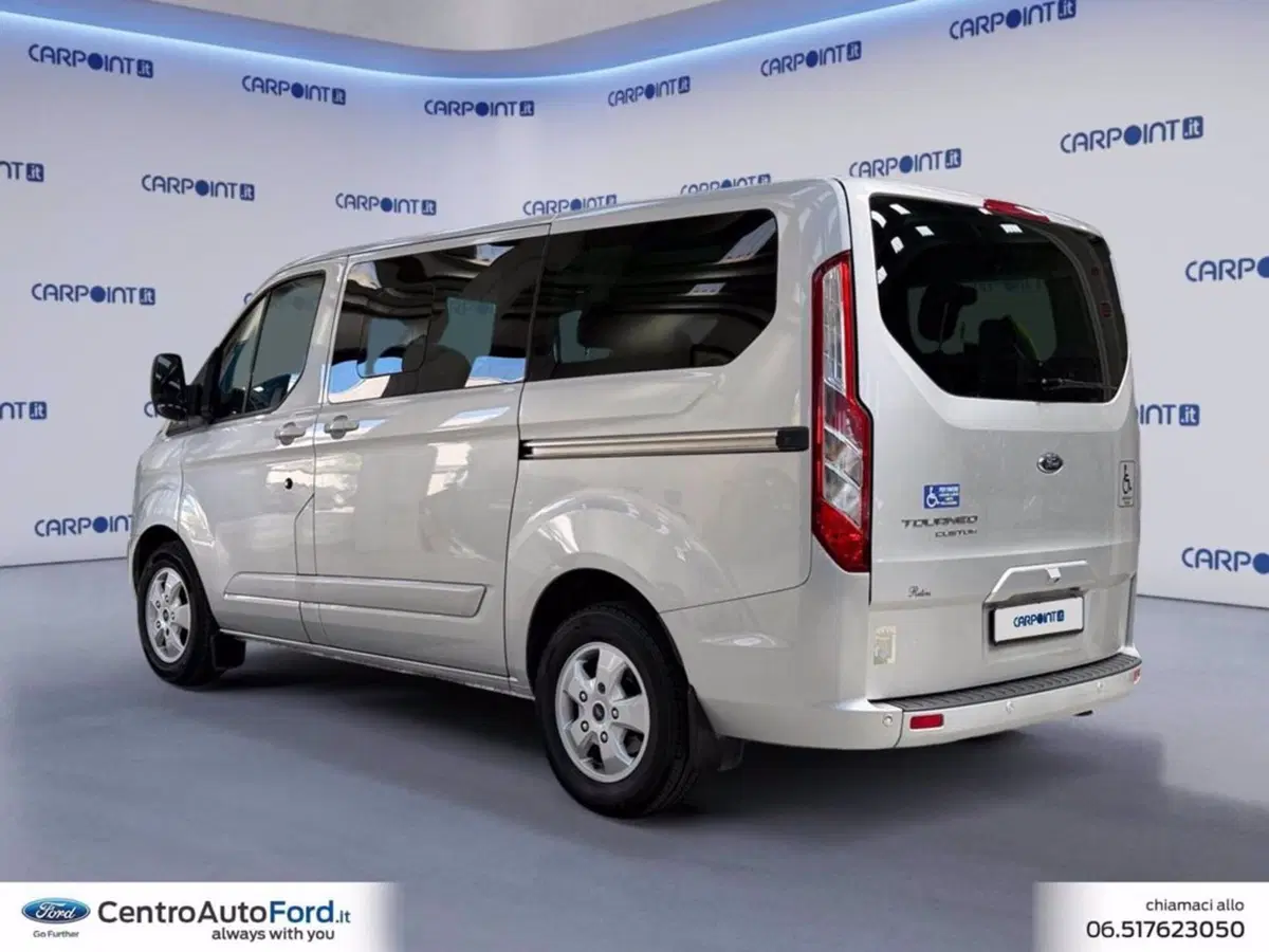 Ford Tourneo Custom usata a Roma (3)
