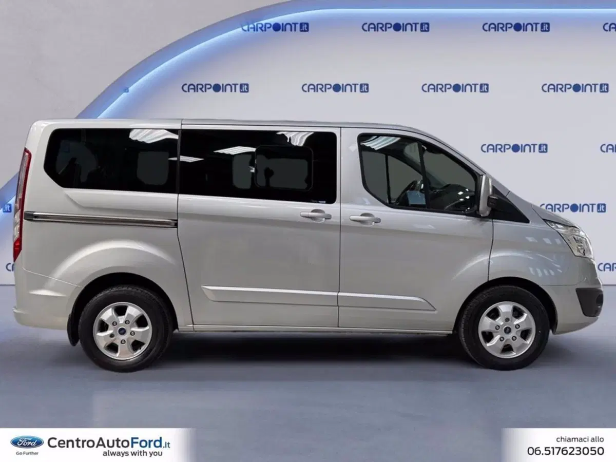 Ford Tourneo Custom usata a Roma (6)
