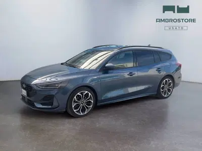 Ford Focus Station Wagon 1.0t ecoboost h ST-Line X 125cv del 2022 usata a Segrate