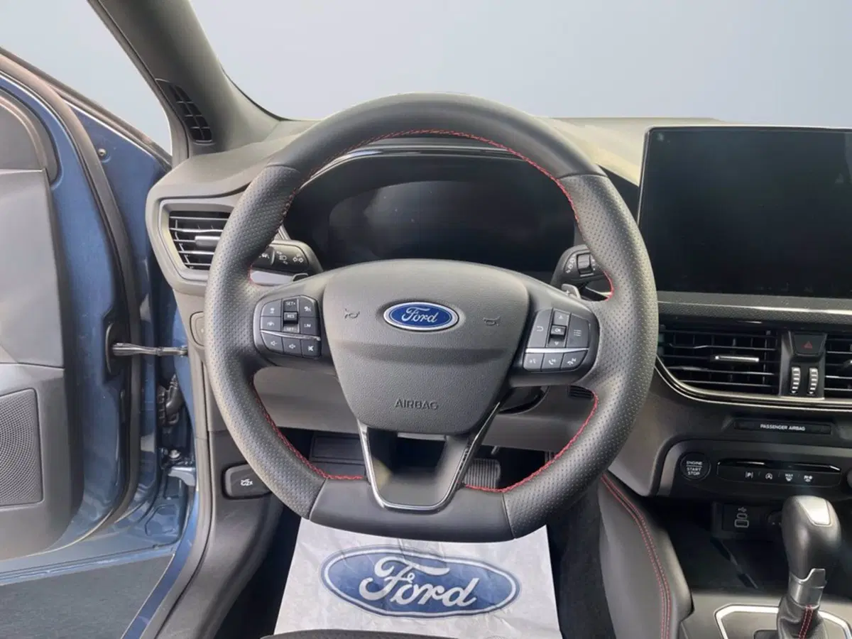 Ford Focus Station Wagon usata a Milano (14)