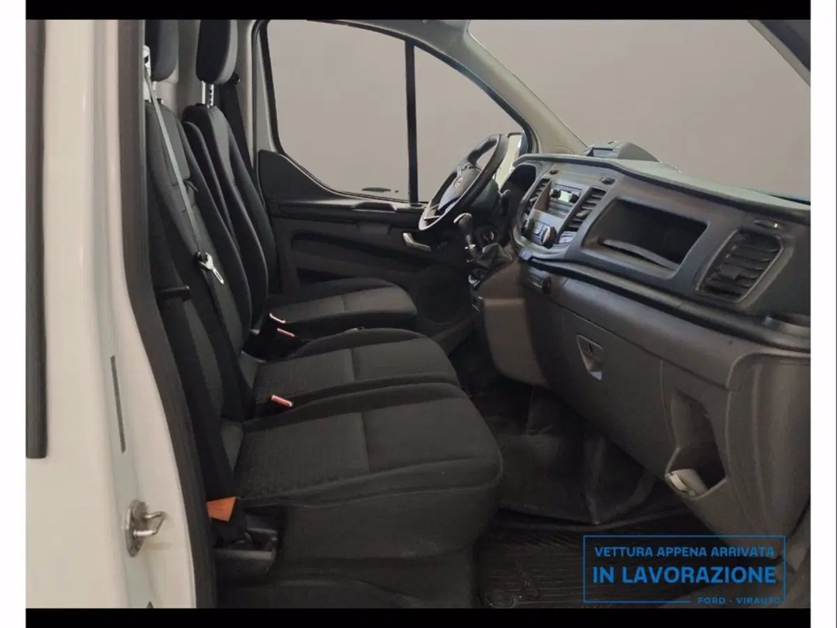 Ford Transit Custom Furgone usata a Catania (14)