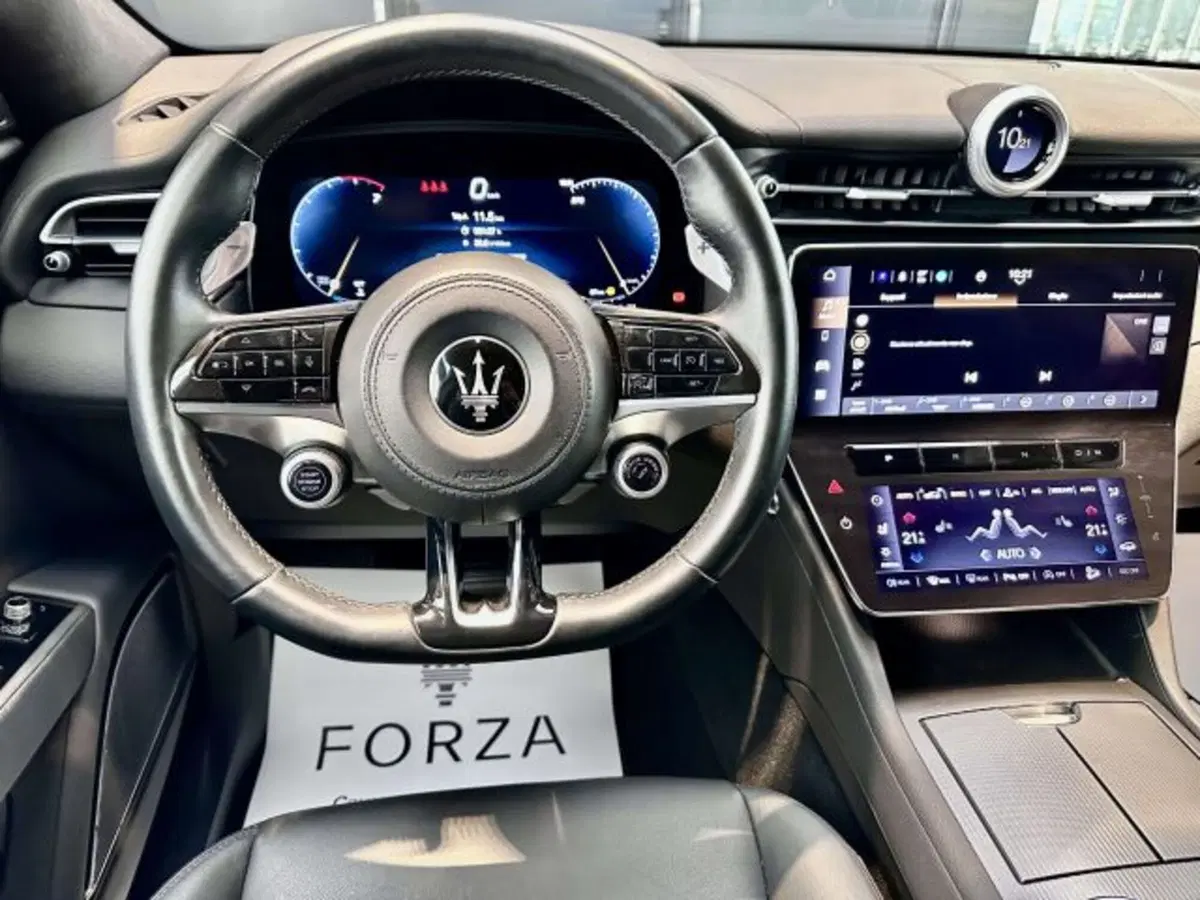 Maserati Grecale usata a Torino (14)