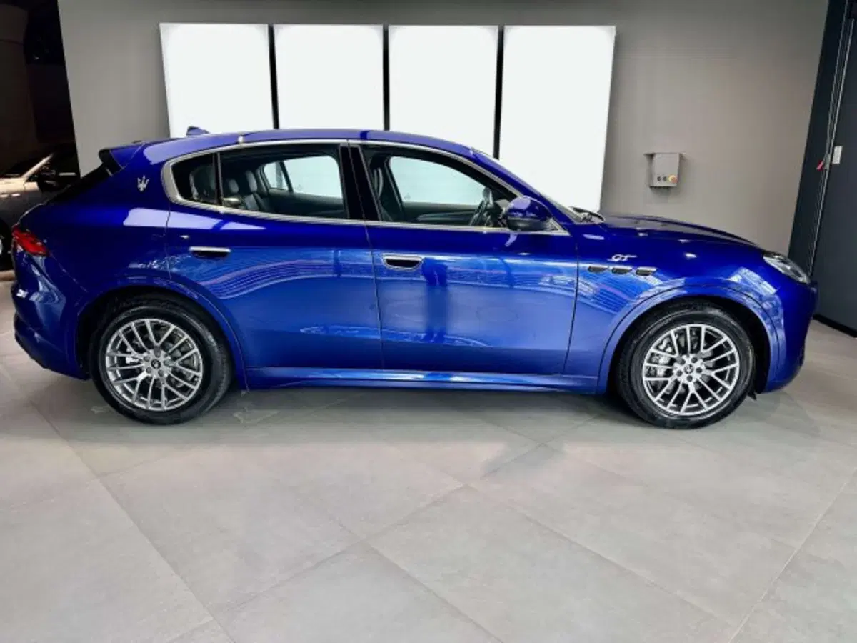 Maserati Grecale usata a Torino (5)