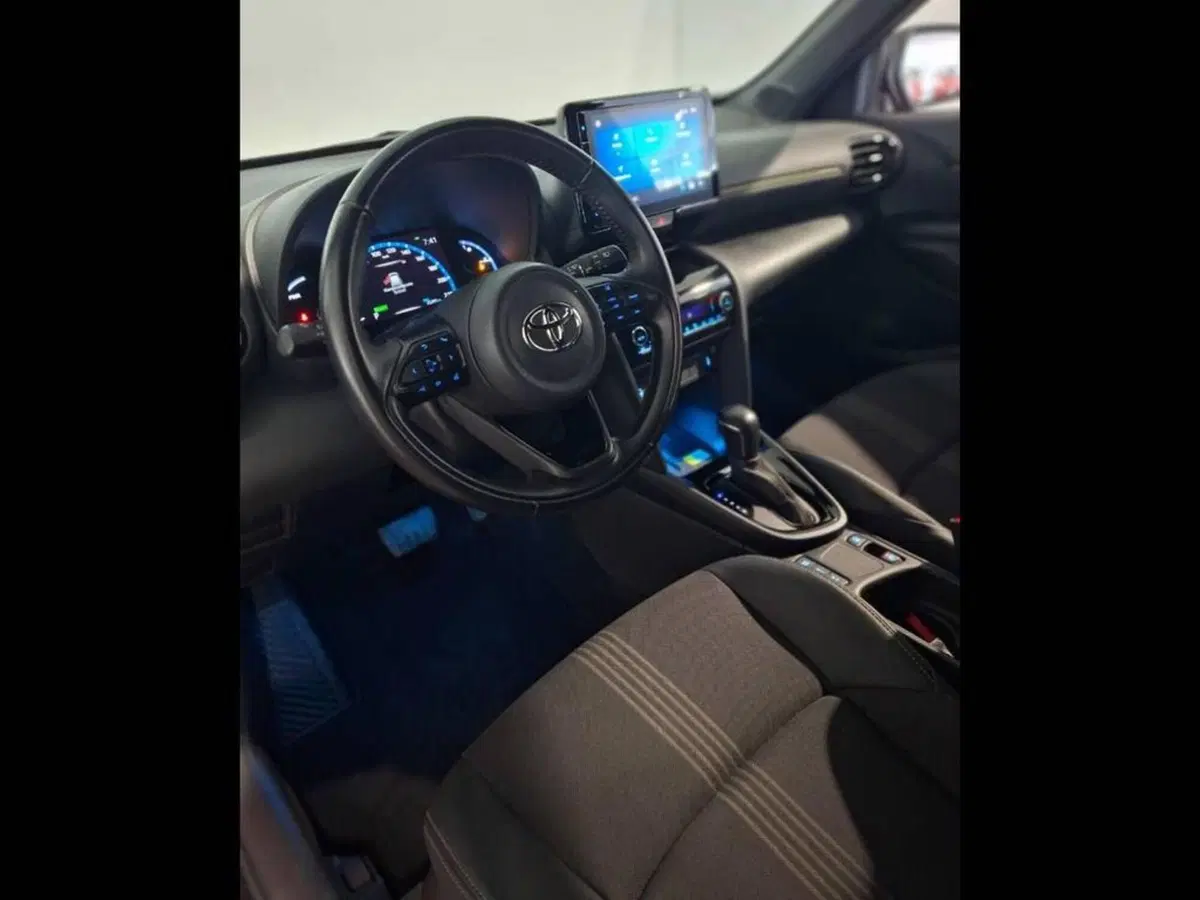 Toyota Yaris Cross usata a Torino (10)