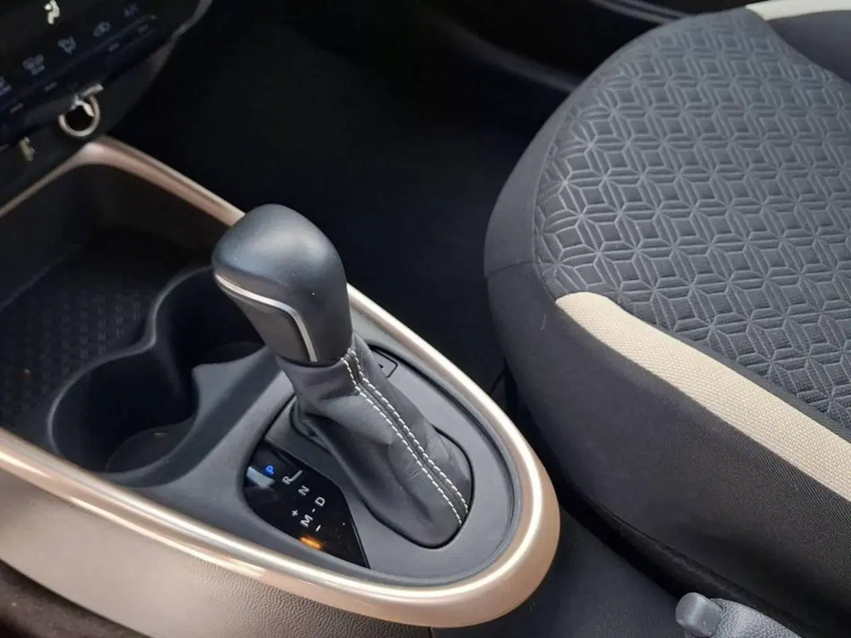 Toyota Aygo X usata a Torino (9)
