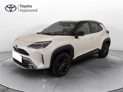 Toyota Yaris Cross 1.5h GR Sport Black Sky fwd 116cv e-cvt del 2022 usata a Torino