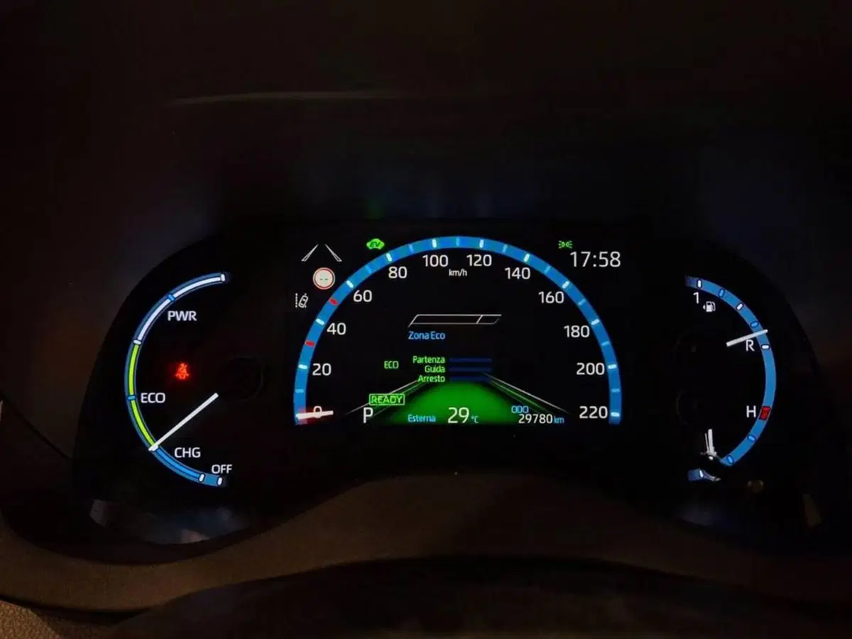 Toyota Yaris Cross usata a Torino (6)