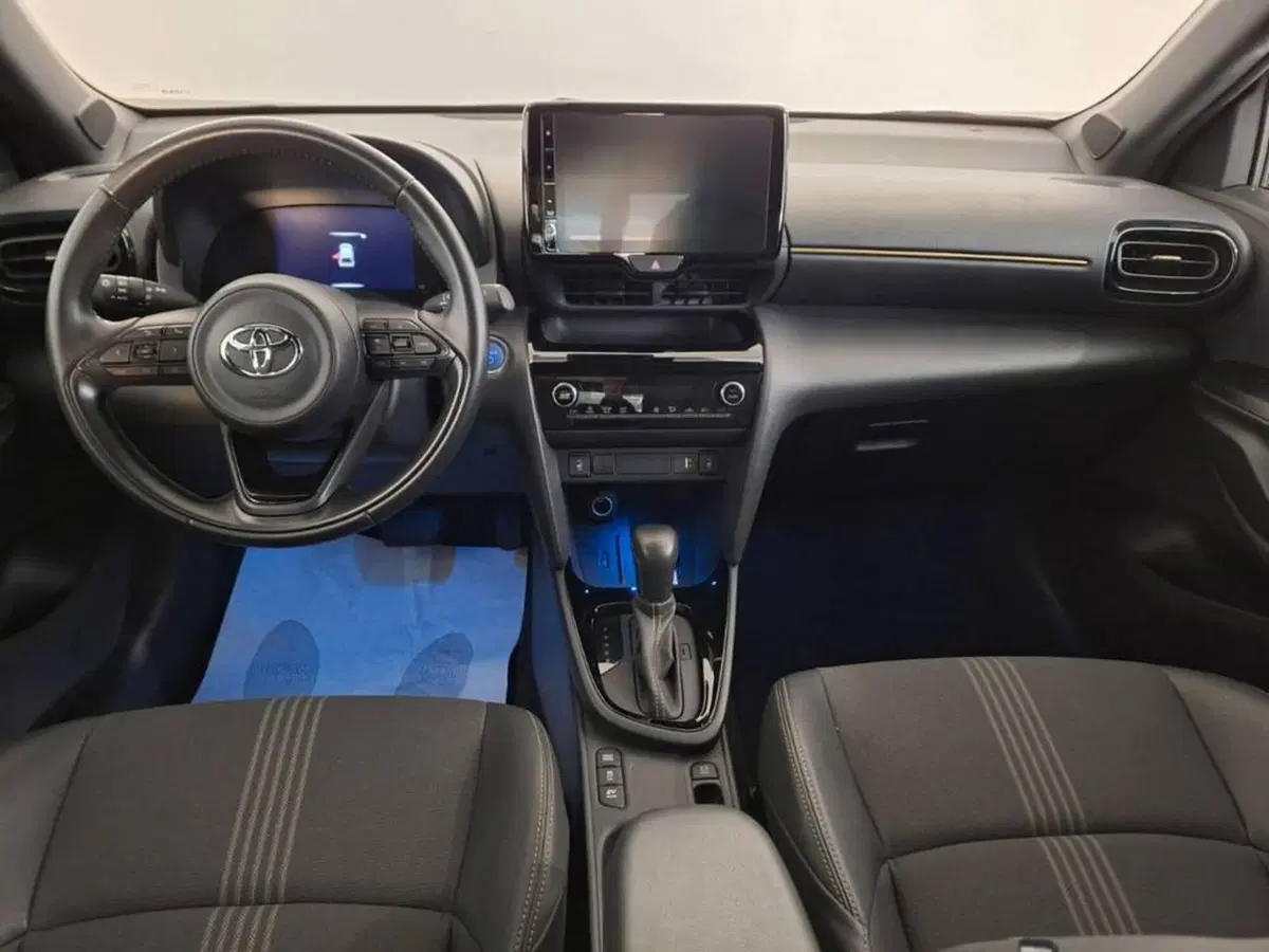 Toyota Yaris Cross usata a Torino (9)