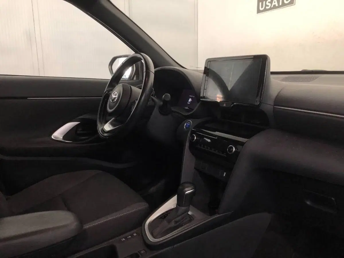 Toyota Yaris Cross usata a Torino (9)