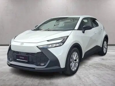 Toyota Toyota C-HR 1.8 hv Active eco fwd e-cvt del 2024 usata a Torino