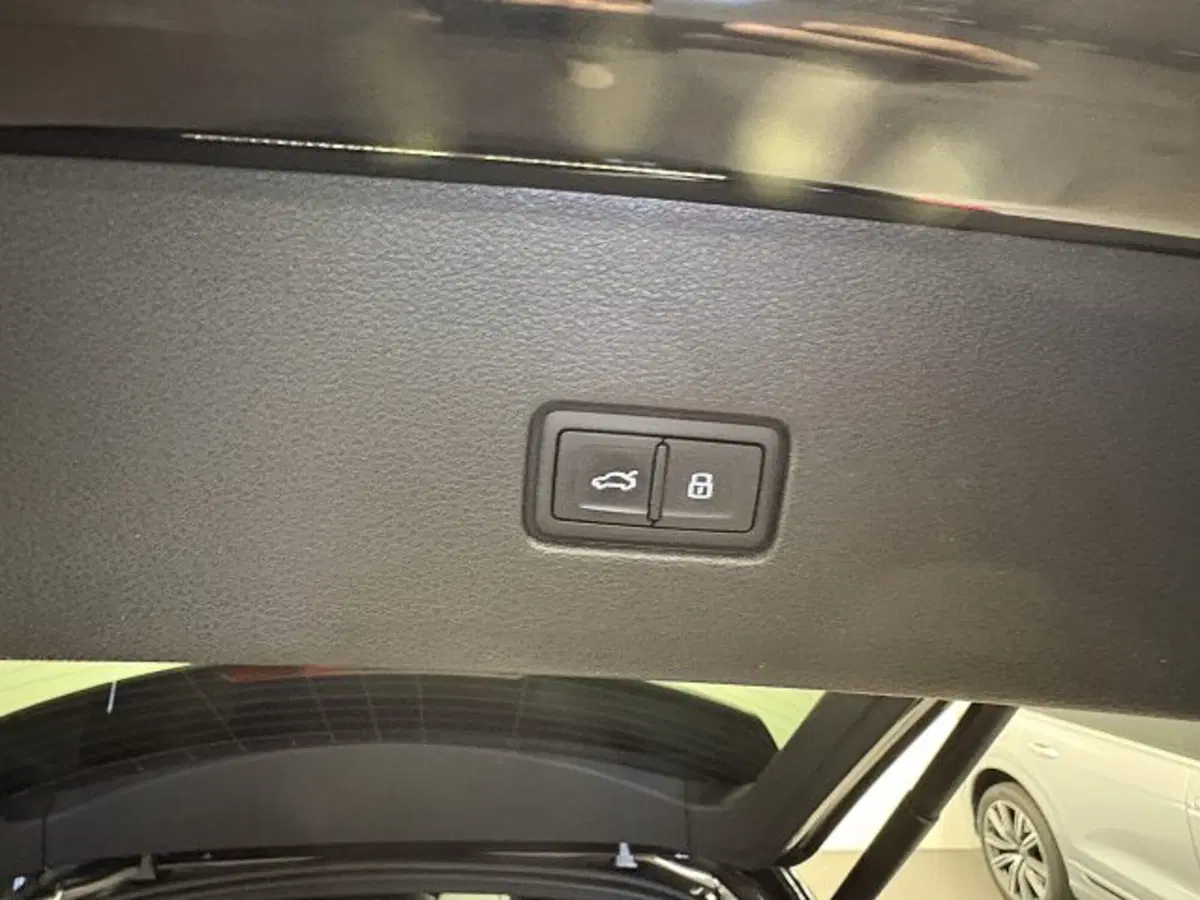 Audi Q8 usata a Treviso (14)