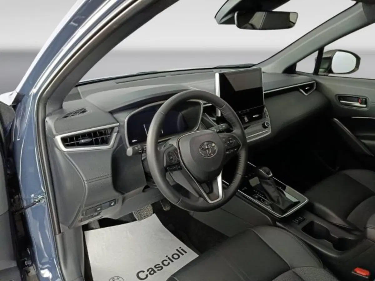 Toyota Corolla Cross Hybrid usata a Teramo (7)