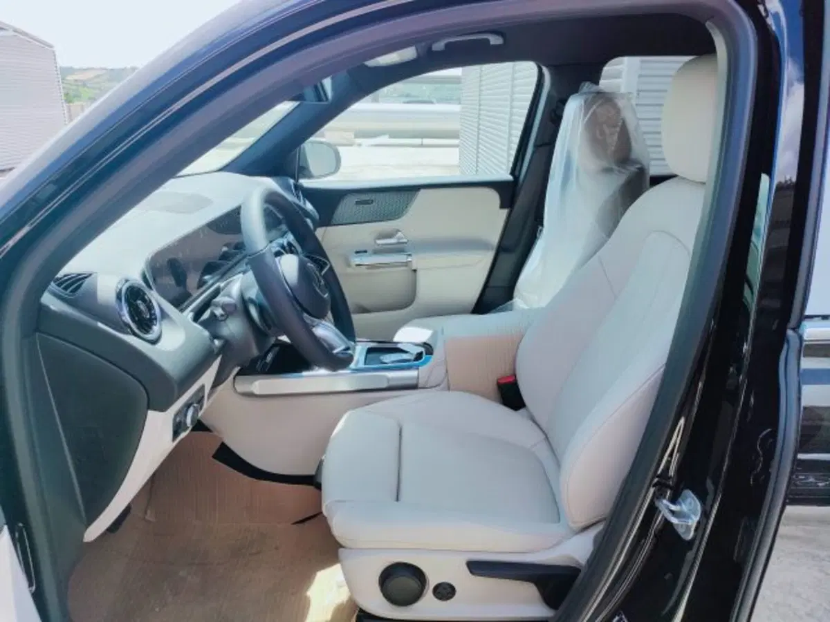 Mercedes-Benz GLB nuova a Teramo (7)