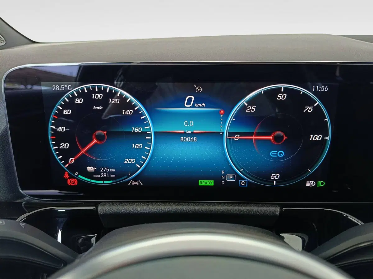 Mercedes-Benz EQA usata a Ascoli Piceno (12)