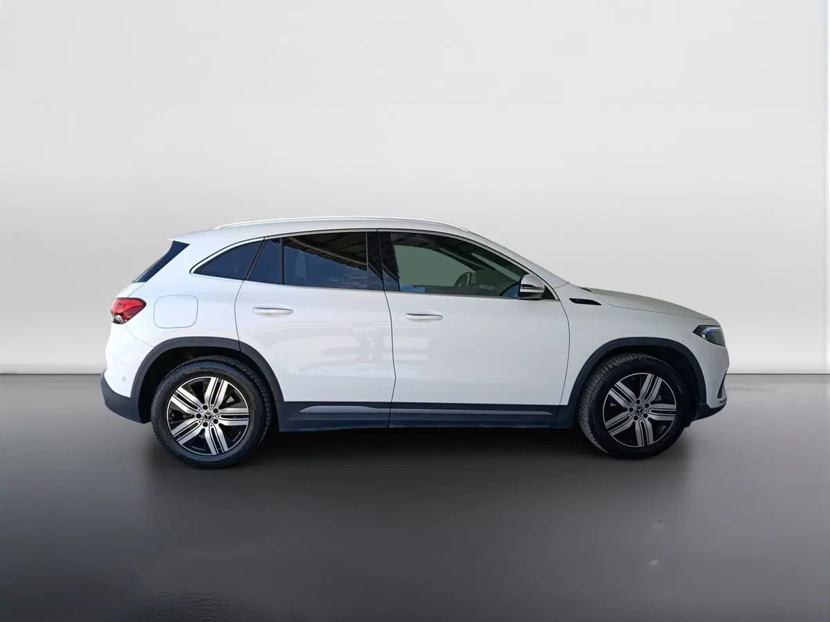 Mercedes-Benz EQA usata a Ascoli Piceno (3)