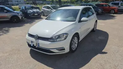 Volkswagen Golf 1.4 TGI 5p. Highline BlueMotion del 2018 usata a Recanati
