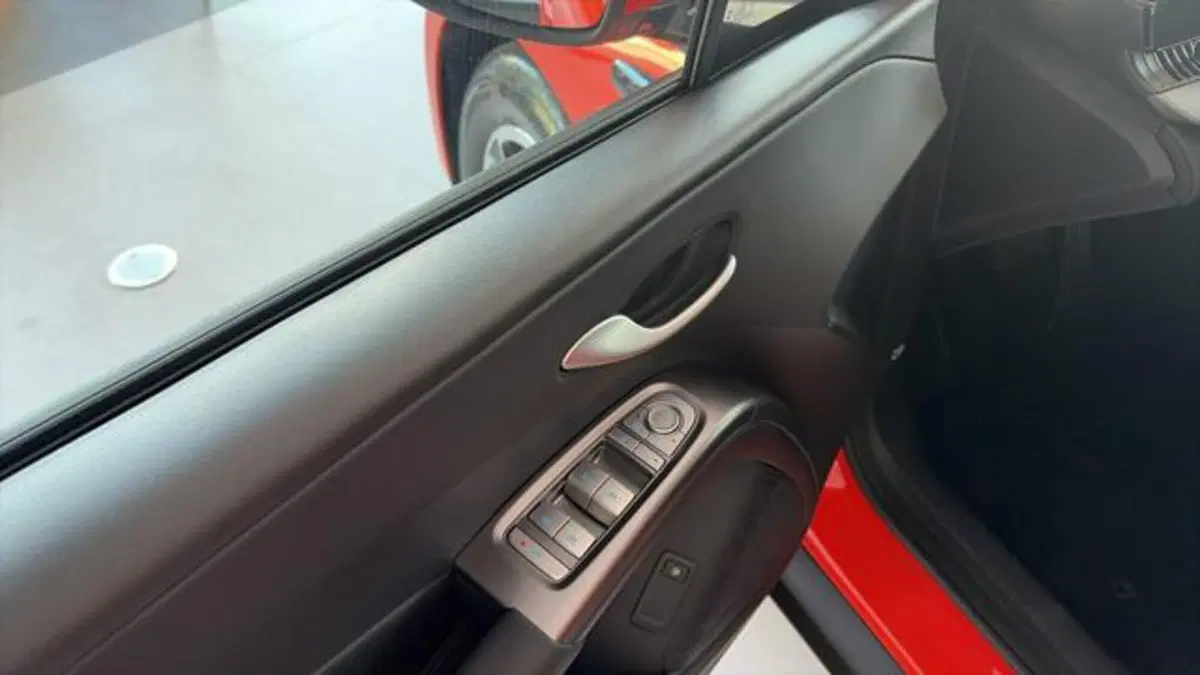 Byd Dolphin G DM-i nuova a Bologna (20)