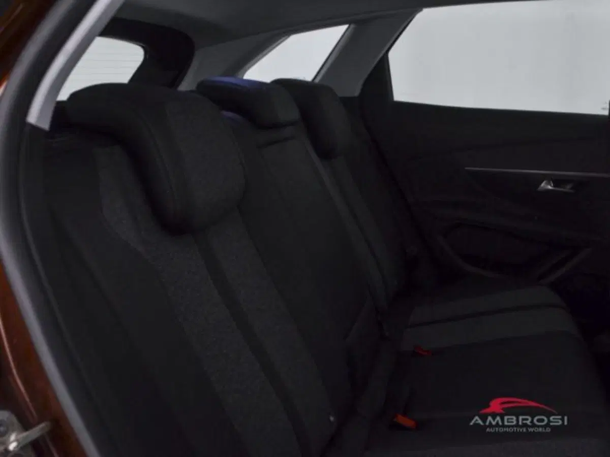 Peugeot 3008 usata a Perugia (11)