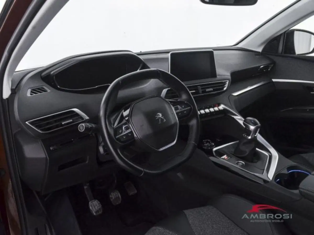 Peugeot 3008 usata a Perugia (8)