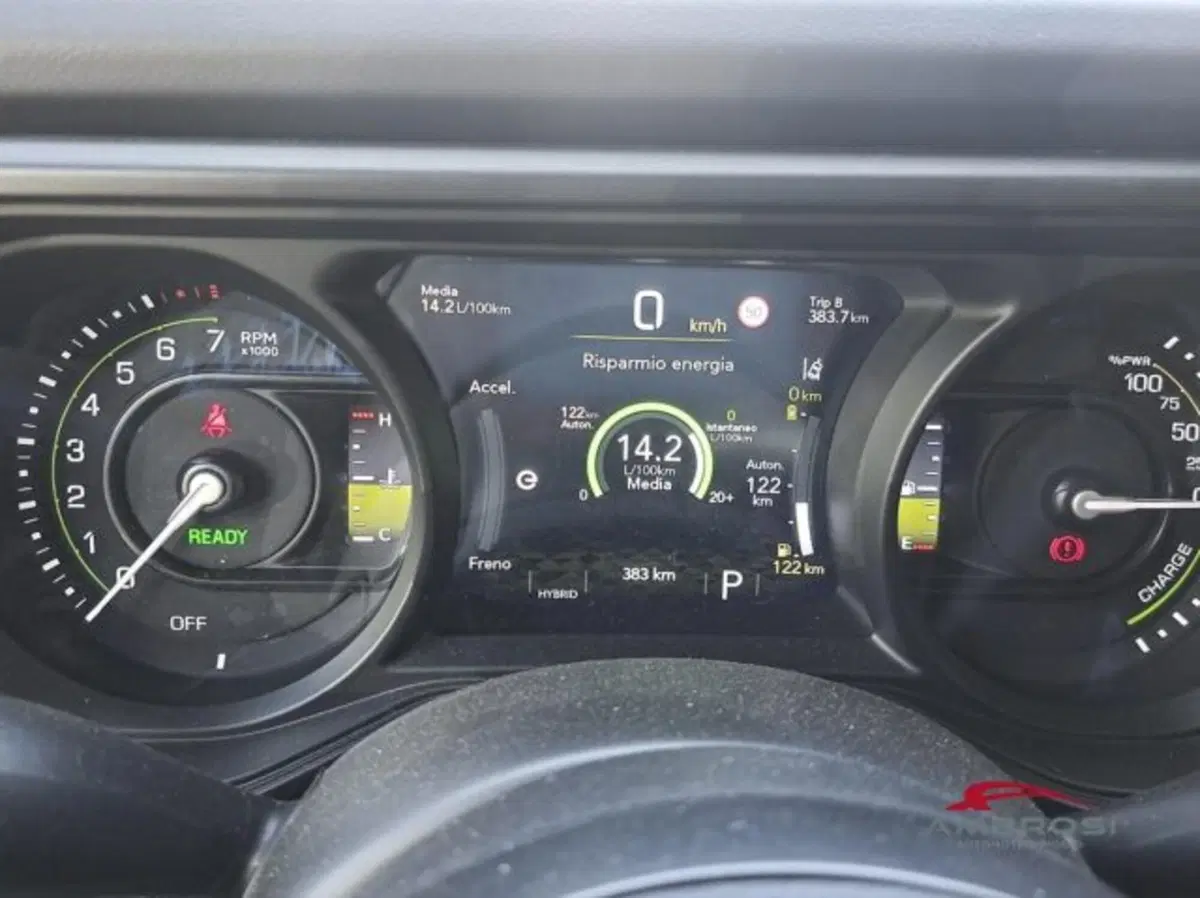 Jeep Wrangler Unlimited usata a Perugia (11)