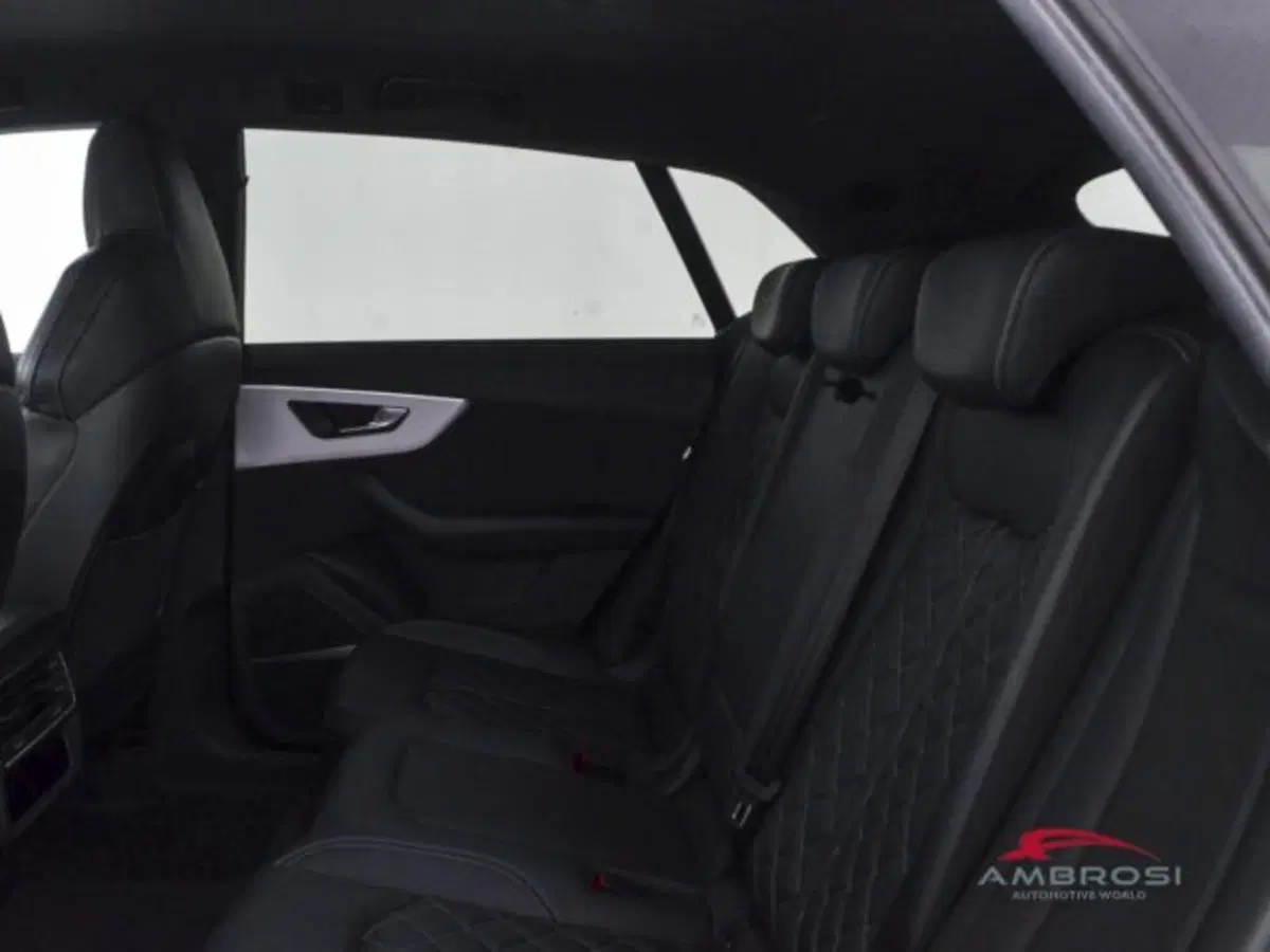 Audi Q8 usata a Perugia (10)