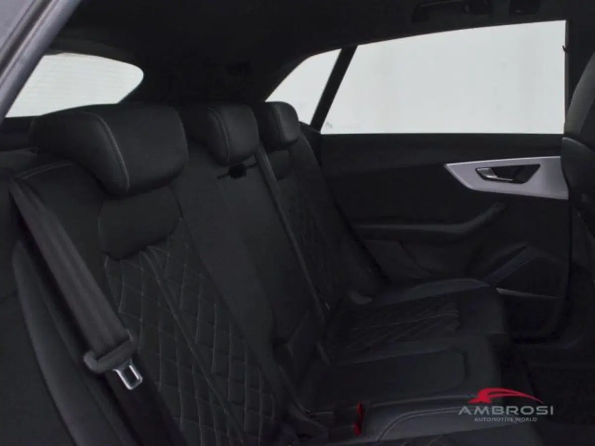 Audi Q8 usata a Perugia (11)