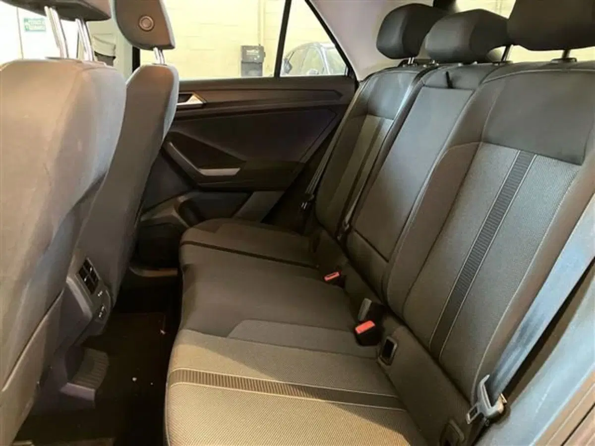 Volkswagen T-Roc usata a Como (11)