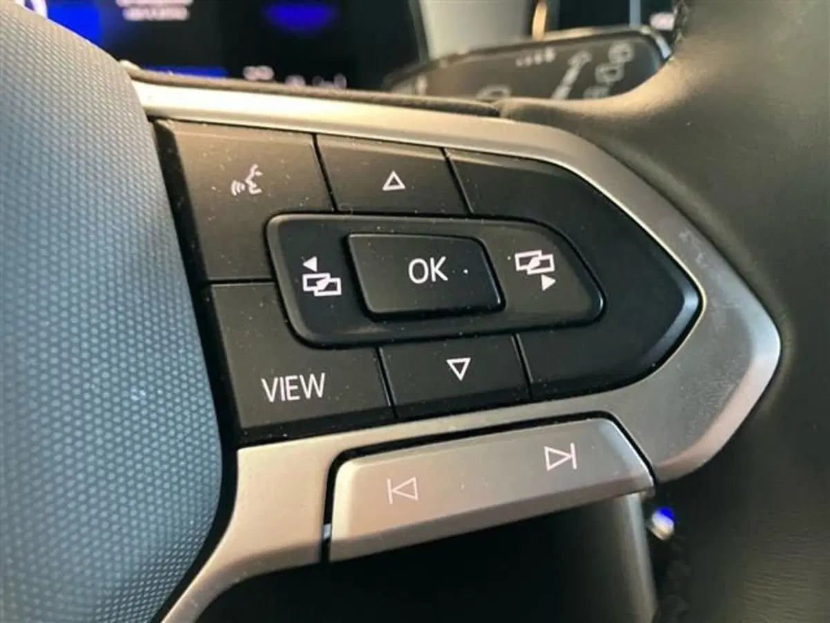 Volkswagen T-Roc usata a Como (18)