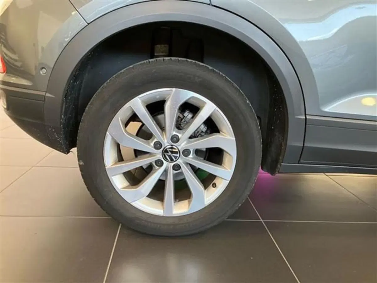 Volkswagen T-Roc usata a Como (6)