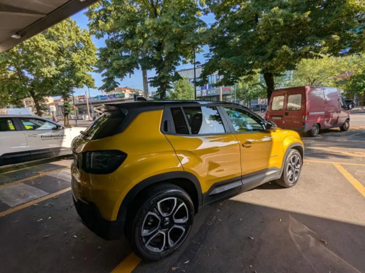 Jeep Avenger usata a Parma (8)