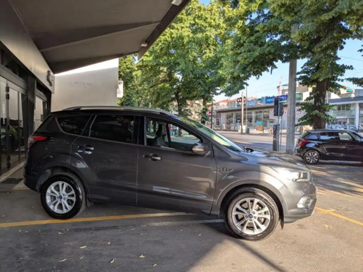 Ford Kuga usata a Parma (6)