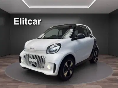 smart Fortwo EQ Passion Nightsky del 2023 usata a Dormelletto