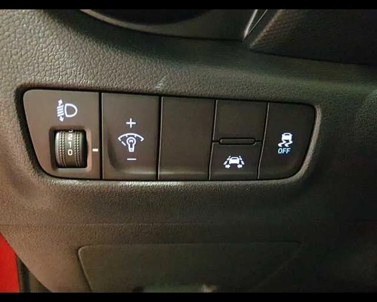 Hyundai Kona usata a Cuneo (17)