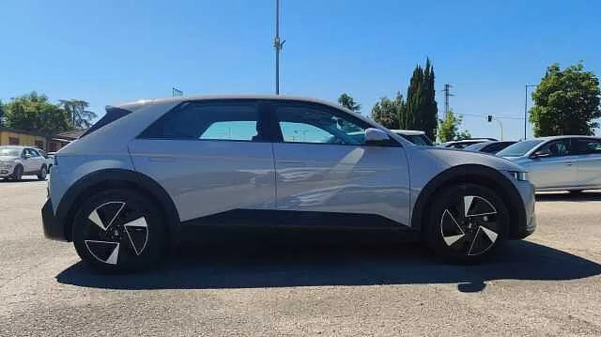 Hyundai Ioniq 5 usata a Firenze (10)