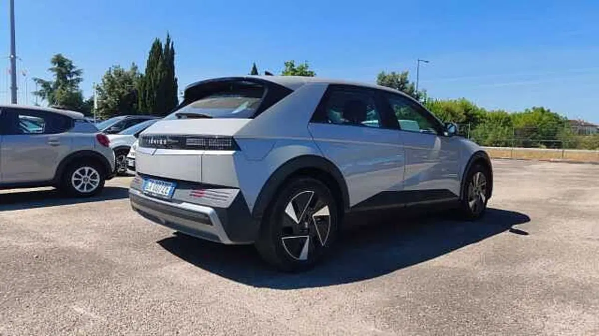 Hyundai Ioniq 5 usata a Firenze (9)