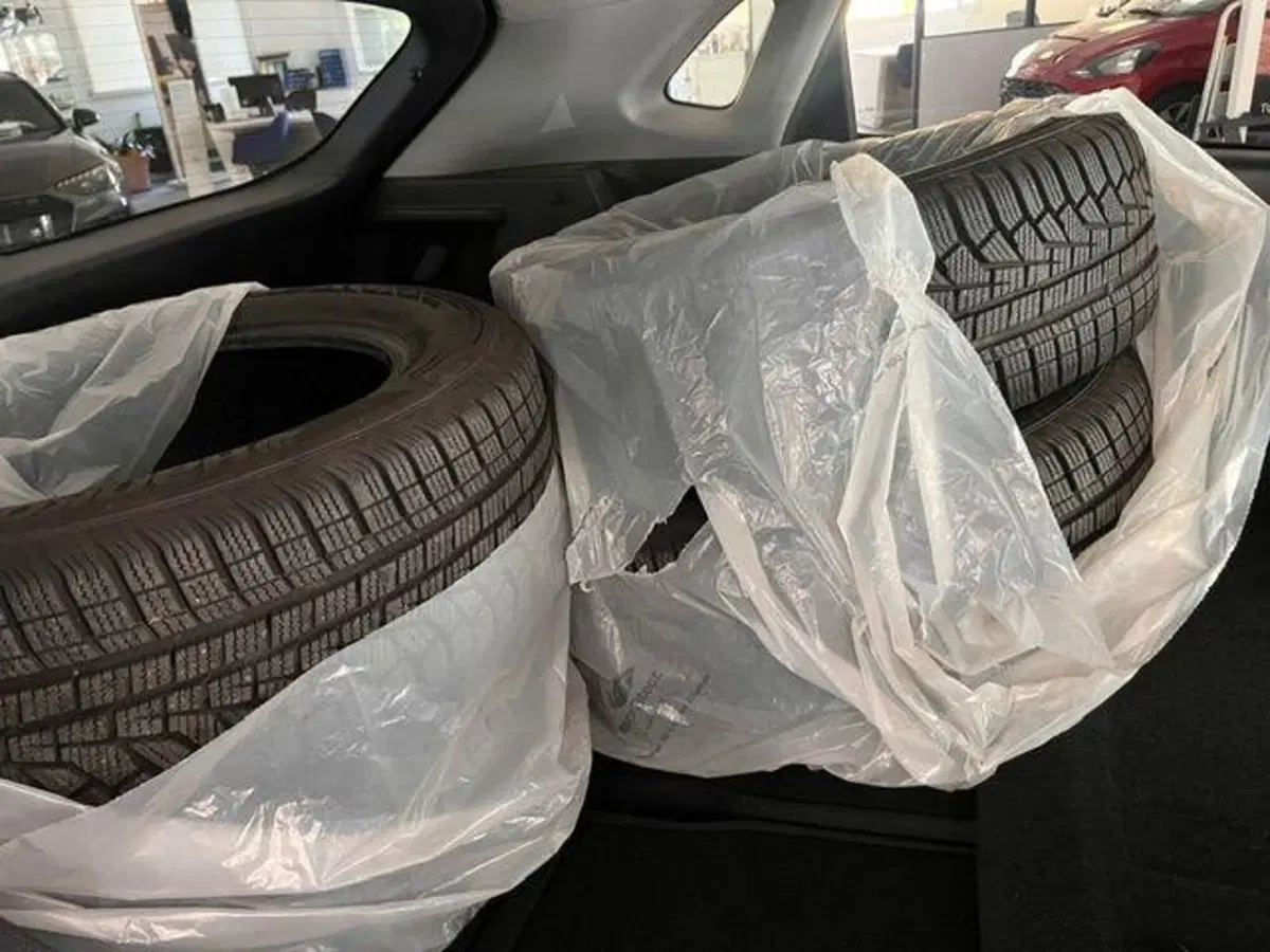 Hyundai Kona usata a Verbano Cusio Ossola (13)