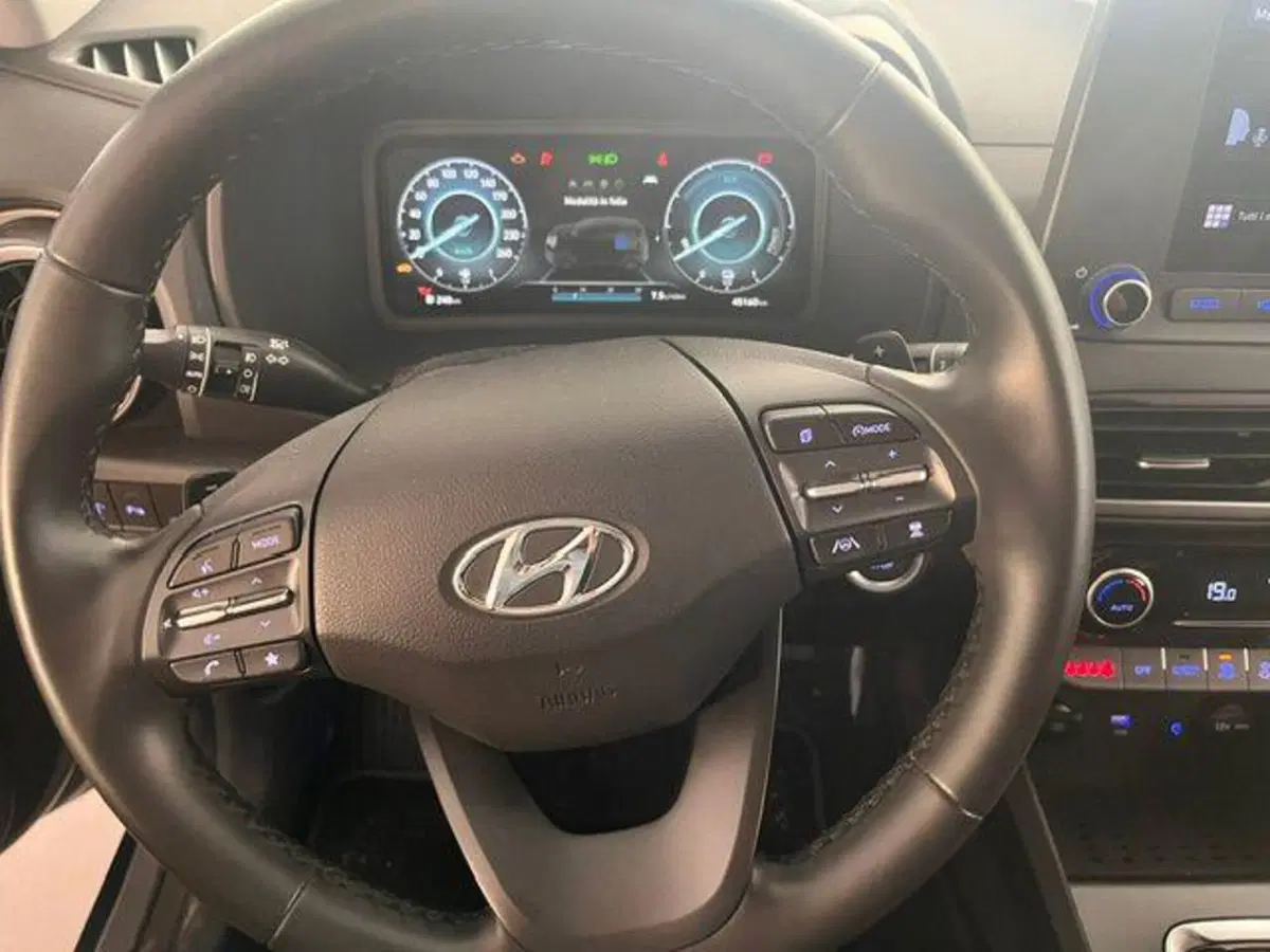 Hyundai Kona usata a Verbano Cusio Ossola (16)
