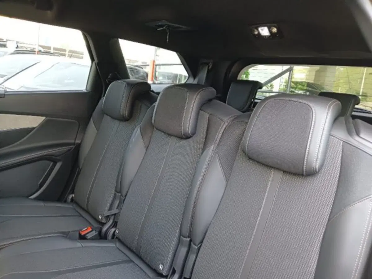 Peugeot 5008 usata a Brescia (10)