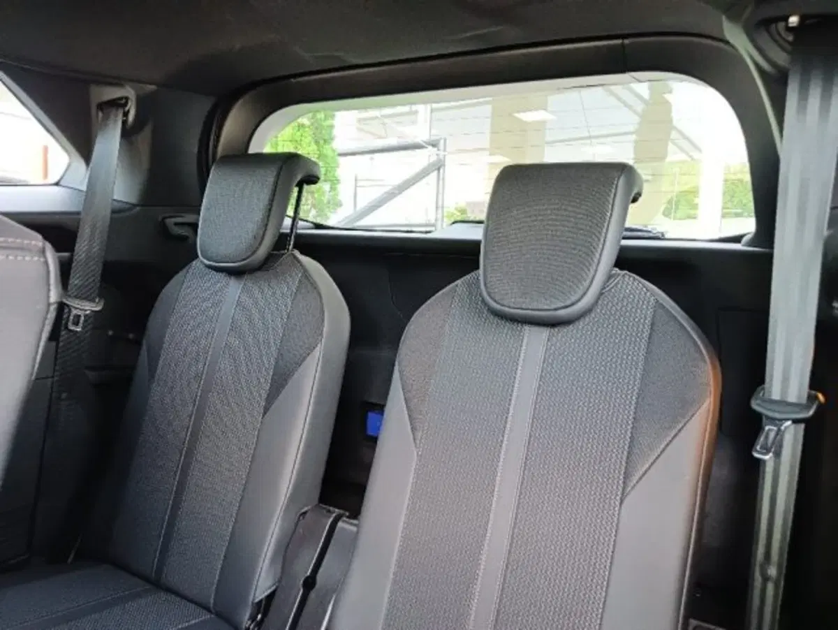 Peugeot 5008 usata a Brescia (11)