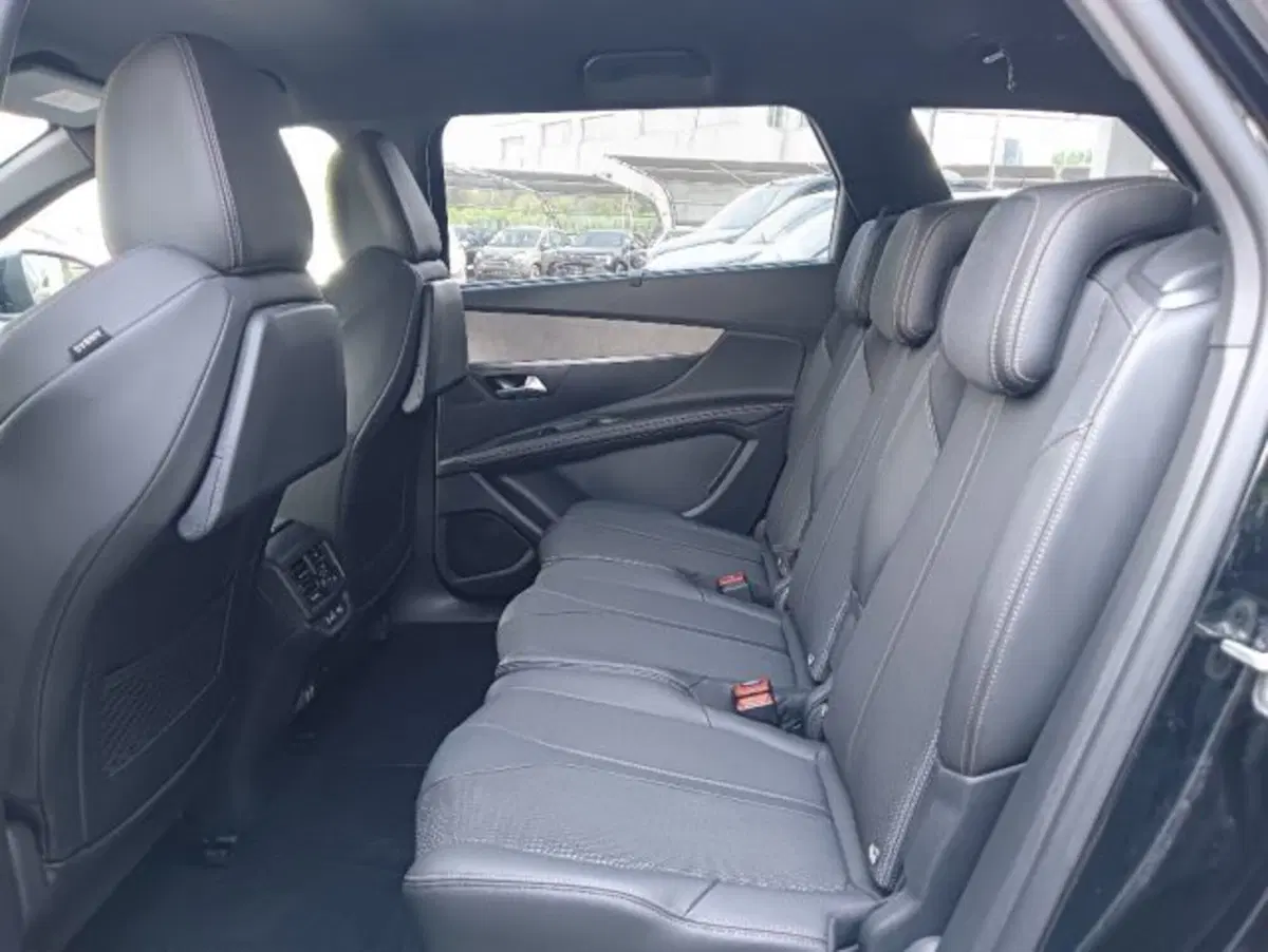 Peugeot 5008 usata a Brescia (20)