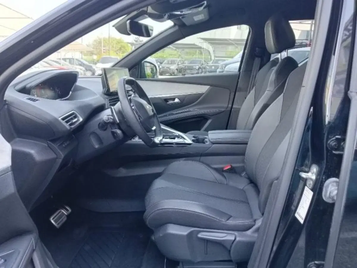 Peugeot 5008 usata a Brescia (9)