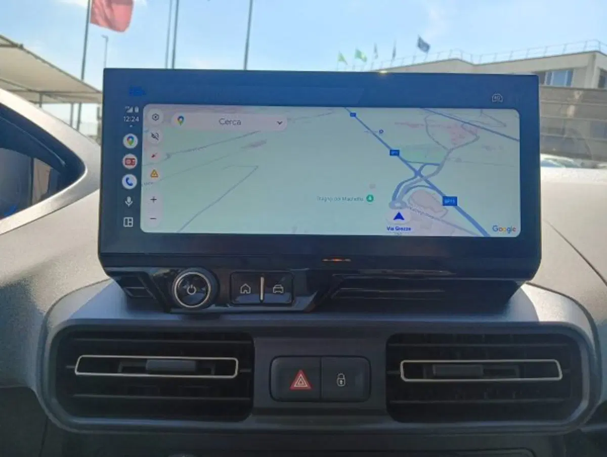 Peugeot Rifter nuova a Brescia (13)