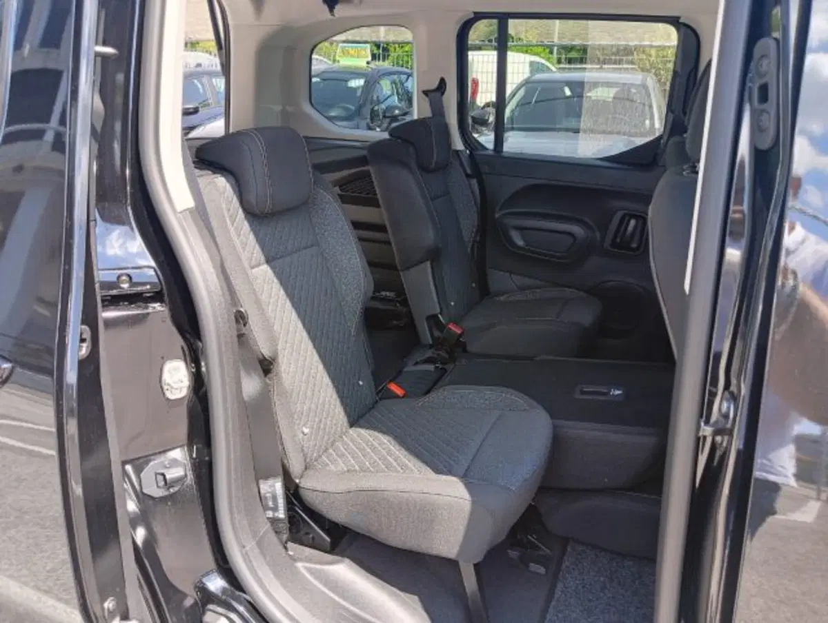 Peugeot Rifter nuova a Brescia (18)