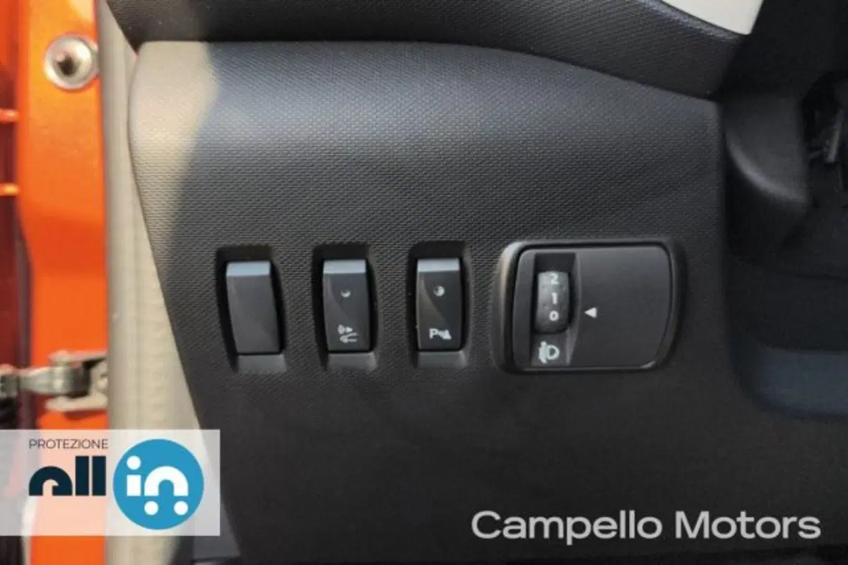 Renault Twingo usata a Venezia (15)