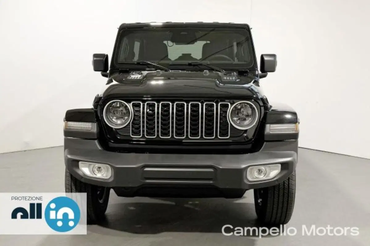 Jeep Wrangler Unlimited nuova a Venezia (2)