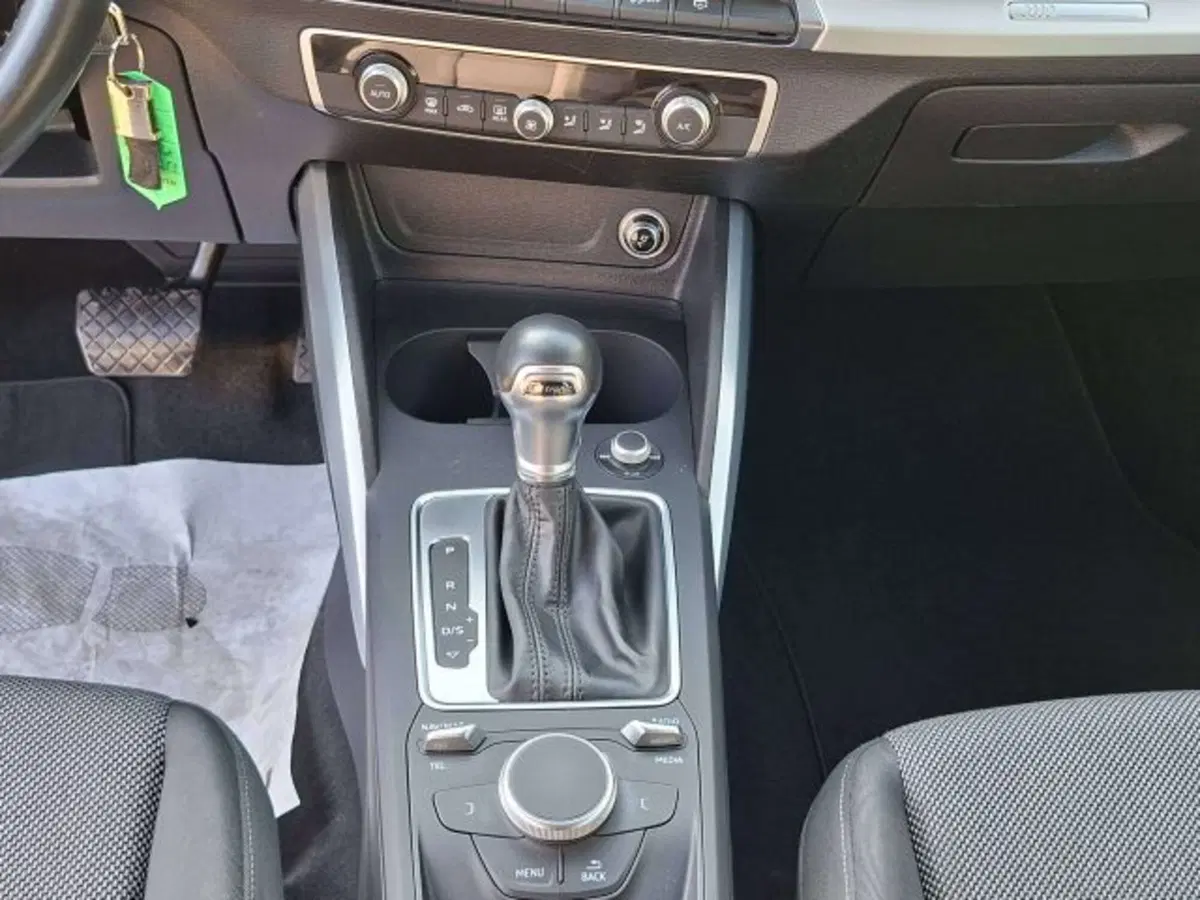 Audi Q2 usata a Como (11)