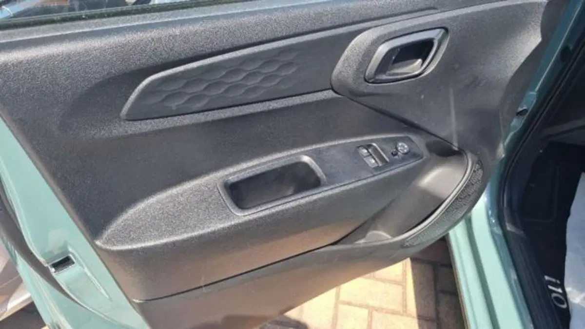 Hyundai i10 usata a Savona (12)