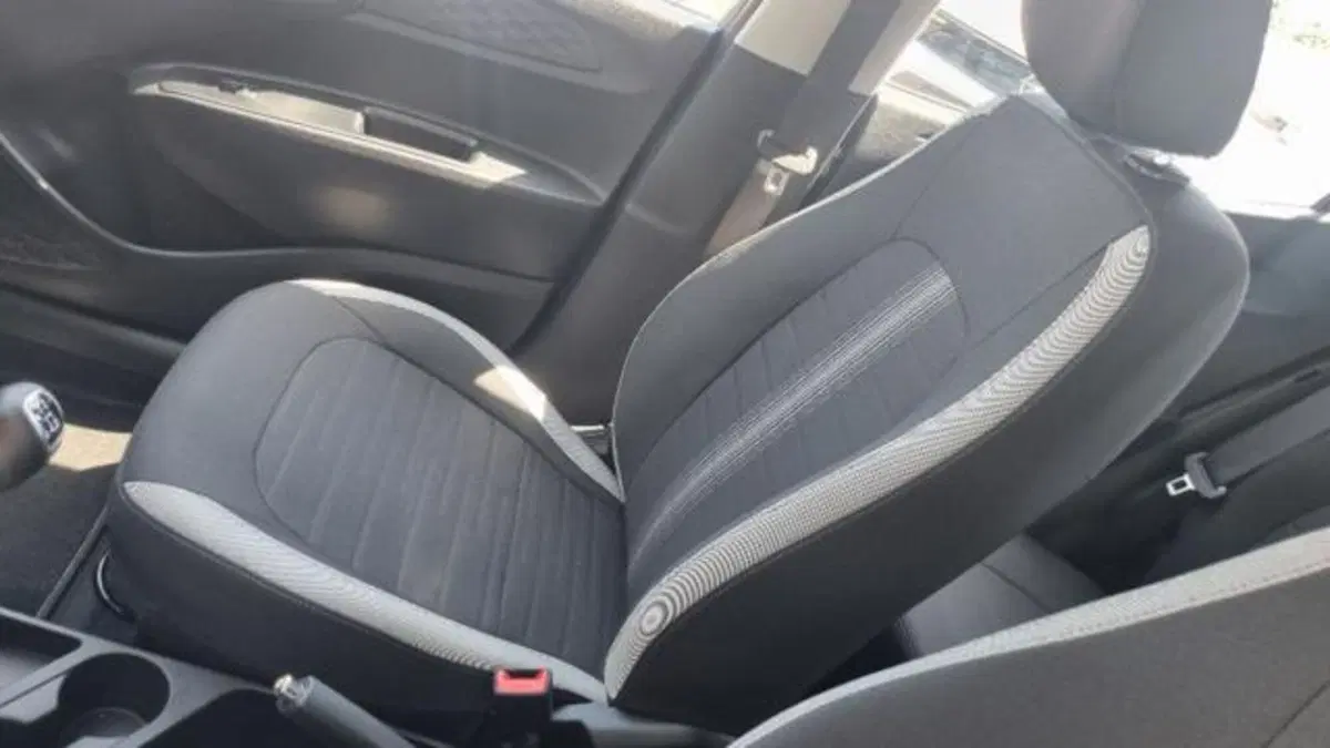 Hyundai i10 usata a Savona (14)
