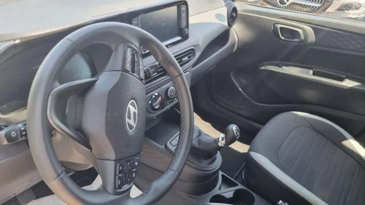 Hyundai i10 usata a Savona (15)